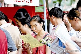 甜瓜打趣：我儿子觉得现在年轻球员都是垃圾 我喜欢华子&他像韦德